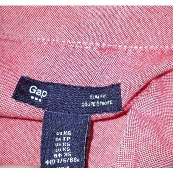 GAP SLIM FIT RED TOP SZ.XS EUC. - Picture 3 of 4